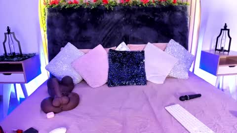 Karla Gonzaless online show from 28, 1, 2025