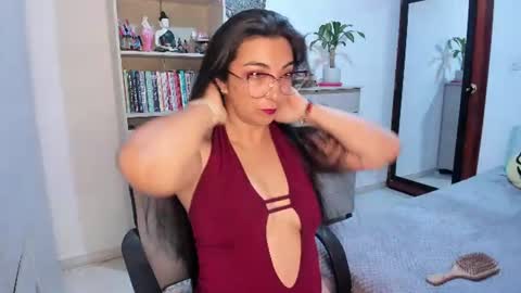 Snapshot of karla_hernandez chatting on 16, 7, 2026 Karla online show from 16, 7, 2026