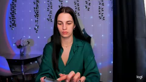 karla_lim online show from 5, 2, 2025