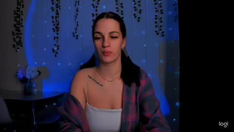 karla_lim online show from 13, 2, 2025