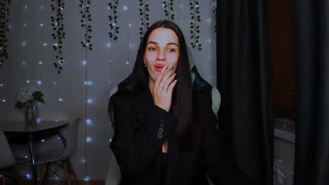 Ask me online show from 25, 1, 2025