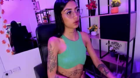 Snapshot of karlaslutskinny__ chatting on 18, 2, 2026 karlaslutskinny__ online show from 18, 2, 2026