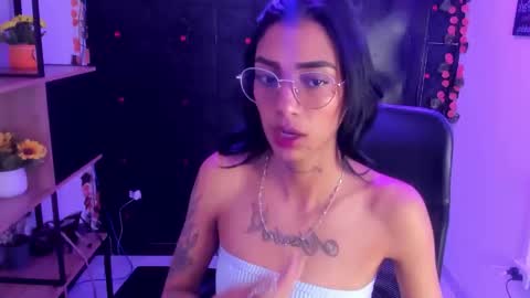 Snapshot of karlaslutskinny__ chatting on 24, 2, 2026 karlaslutskinny__ online show from 24, 2, 2026