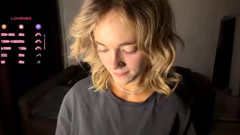 Snapshot of karlenegries chatting on 21, 7, 2026 Olivia online show from 21, 7, 2026