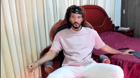 Snapshot of karlmarley1 chatting on 23, 12, 2025 Karl online show from 23, 12, 2025