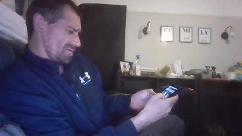 Snapshot of karlosh2k7 chatting on 9, 11, 2025 karlh online show from 9, 11, 2025