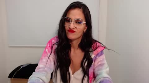 Snapshot of karlota_hank chatting on 25, 1, 2025 Karlis online show from 25, 1, 2025