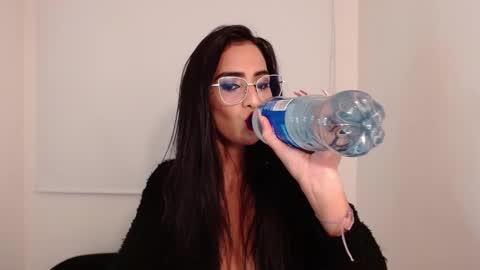 Snapshot of karlota_hank chatting on 4, 3, 2025 Karlis online show from 4, 3, 2025