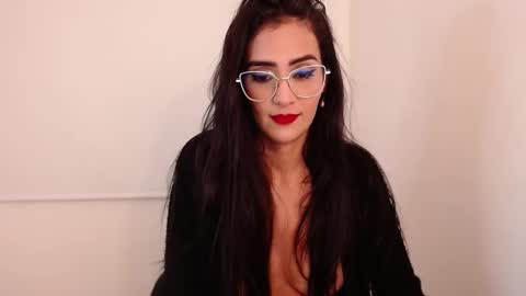 Snapshot of karlota_hank chatting on 4, 3, 2025 Karlis online show from 4, 3, 2025