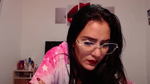Snapshot of karlota_hank chatting on 16, 10, 2025 Karlis online show from 16, 10, 2025
