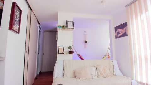 Karlye online show from 27, 2, 2025