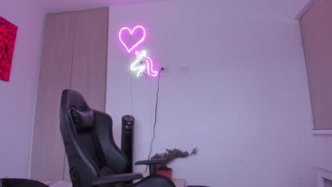 Karo online show from 6, 2, 2025