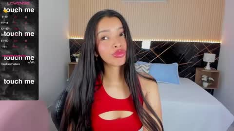 Snapshot of karol_cortes chatting on 13, 5, 2026 karol_cortes online show from 13, 5, 2026
