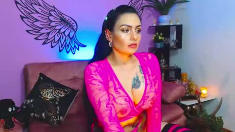 Snapshot of karol_kennedy chatting on 3, 3, 2025 Karol Kenedy online show from 3, 3, 2025