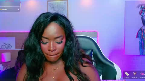 Snapshot of karol_scott1 chatting on 19, 5, 2026 KAROL SCOTT online show from 19, 5, 2026