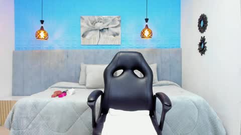 katalina online show from 9, 4, 2026