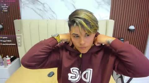 Karol and Luna online show from 21, 2, 2025