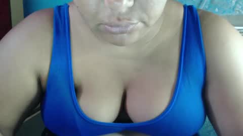 Snapshot of karolbb chatting on 2, 12, 2024 karolbb online show from 2, 12, 2024