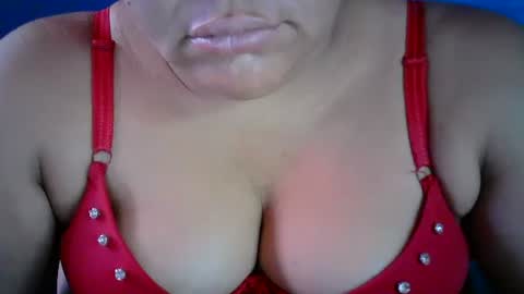 Snapshot of karolbb chatting on 15, 12, 2024 karolbb online show from 15, 12, 2024