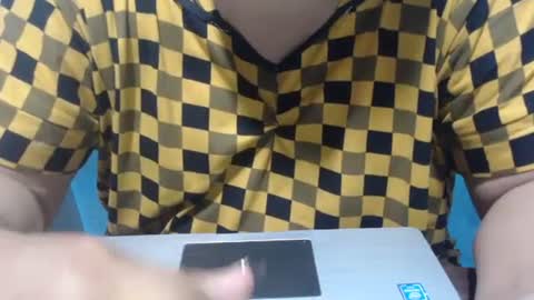 Snapshot of karolbb chatting on 4, 1, 2025 karolbb online show from 4, 1, 2025