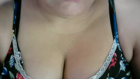 Snapshot of karolbb chatting on 24, 2, 2025 karolbb online show from 24, 2, 2025