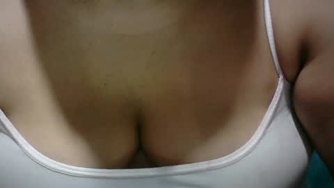 Snapshot of karolbb chatting on 9, 3, 2025 karolbb online show from 9, 3, 2025