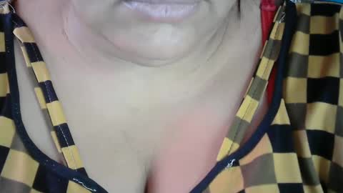 Snapshot of karolbb chatting on 12, 3, 2025 karolbb online show from 12, 3, 2025