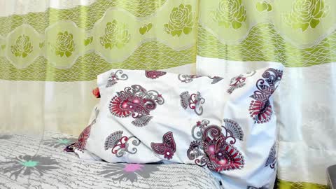 Snapshot of karoli_sanz chatting on 11, 12, 2024 Karolinstagram.karoli sanz online show from 11, 12, 2024