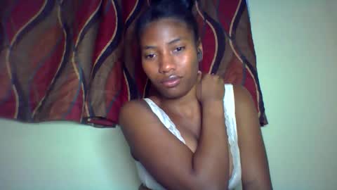 karoliee online show from 3, 6, 2026