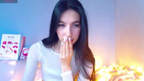 Snapshot of karolina_hottie_ chatting on 26, 12, 2024 Kira online show from 26, 12, 2024