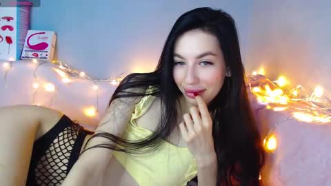 Snapshot of karolina_hottie_ chatting on 12, 2, 2025 Kira online show from 12, 2, 2025