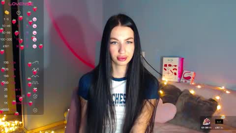 Snapshot of karolina_hottie_ chatting on 13, 9, 2025 Kira online show from 13, 9, 2025