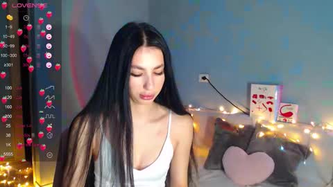 Snapshot of karolina_hottie_ chatting on 10, 11, 2025 Kira online show from 10, 11, 2025