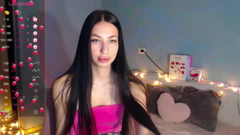 Snapshot of karolina_hottie_ chatting on 14, 11, 2025 Kira online show from 14, 11, 2025