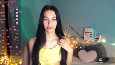 Snapshot of karolina_hottie_ chatting on 22, 11, 2025 Kira online show from 22, 11, 2025