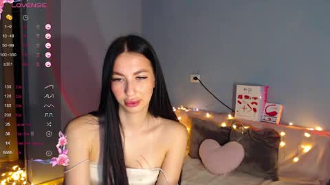 Snapshot of karolina_hottie_ chatting on 27, 3, 2026 Kira online show from 27, 3, 2026