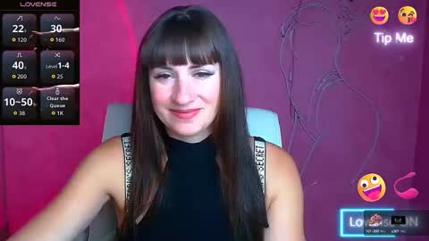 Snapshot of karolina_mia chatting on 13, 9, 2025 Caroline online show from 13, 9, 2025