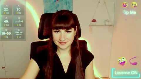 Caroline online show from 5, 11, 2025