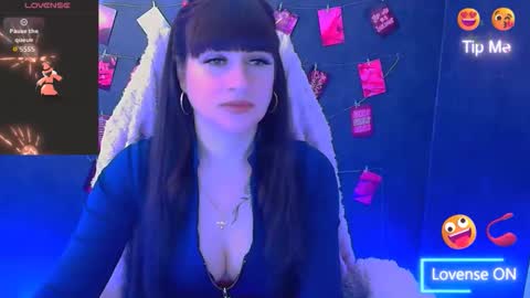 Caroline online show from 6, 4, 2026