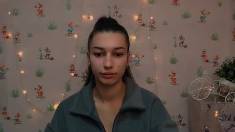Karolina online show from 19, 12, 2024