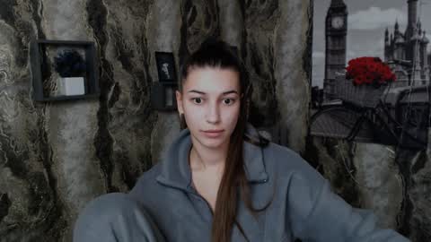Karolina online show from 19, 12, 2024