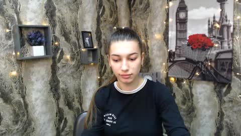 Karolina online show from 30, 12, 2024