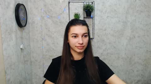 Karolina online show from 7, 1, 2025