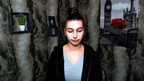 Karolina online show from 18, 2, 2025