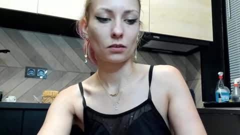 karoline121 online show from 25, 11, 2025