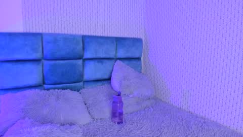 Snapshot of karoline_jones_ chatting on 30, 12, 2024 Karoline  online show from 30, 12, 2024