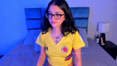 Snapshot of karoline_jones_ chatting on 9, 2, 2025 Karoline  online show from 9, 2, 2025