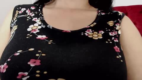 Snapshot of karolineburnx chatting on 20, 2, 2025 Isa online show from 20, 2, 2025