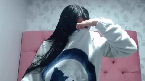 Isa online show from 1, 12, 2025