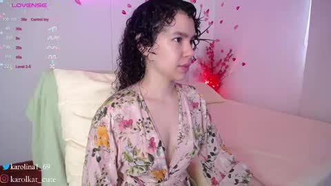 Snapshot of karolkat_1 chatting on 9, 3, 2025 Karolina 3 online show from 9, 3, 2025